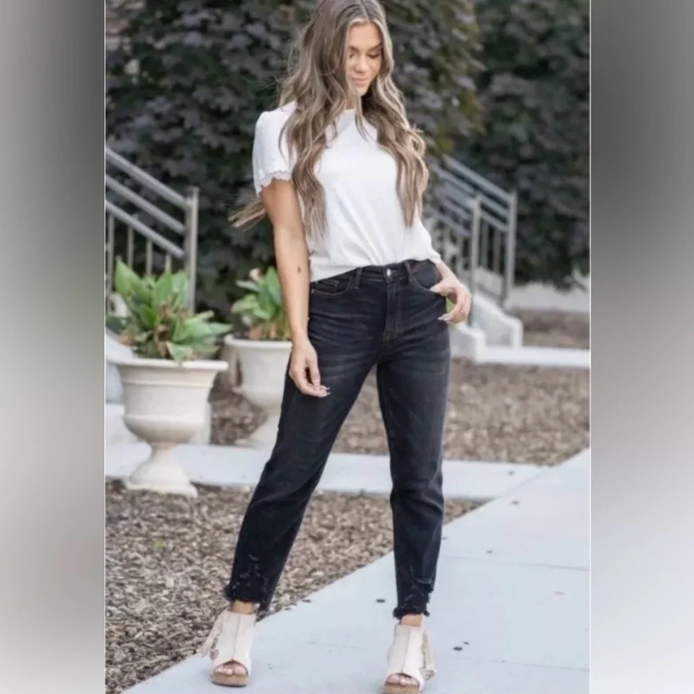 Judy Blue Black Distressed Cropped Straight Leg Stretch Denim Women’s 31 - Picture 15 of 15